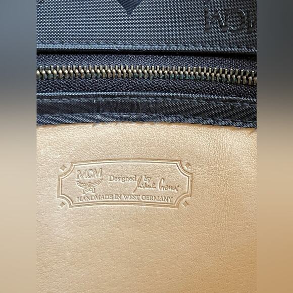 80s Vintage Black MCM Envelope Style Soft Briefcase with Key - Picture 8 of 14